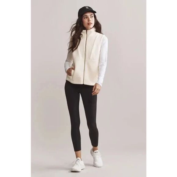 NEW $128 Rhone Women's Aloftfleece Vest in Cream size Large - Picture 1 of 9